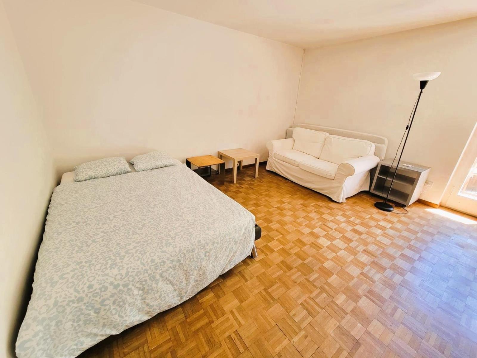 Center With Balcony & Garden View Rigi - Self Checkin Apartment *